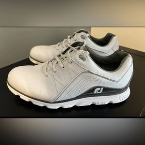 Footjoy Pro SL Golf Shoes Men's 7.5 W White Grey Spikeless Sneakers 53267C